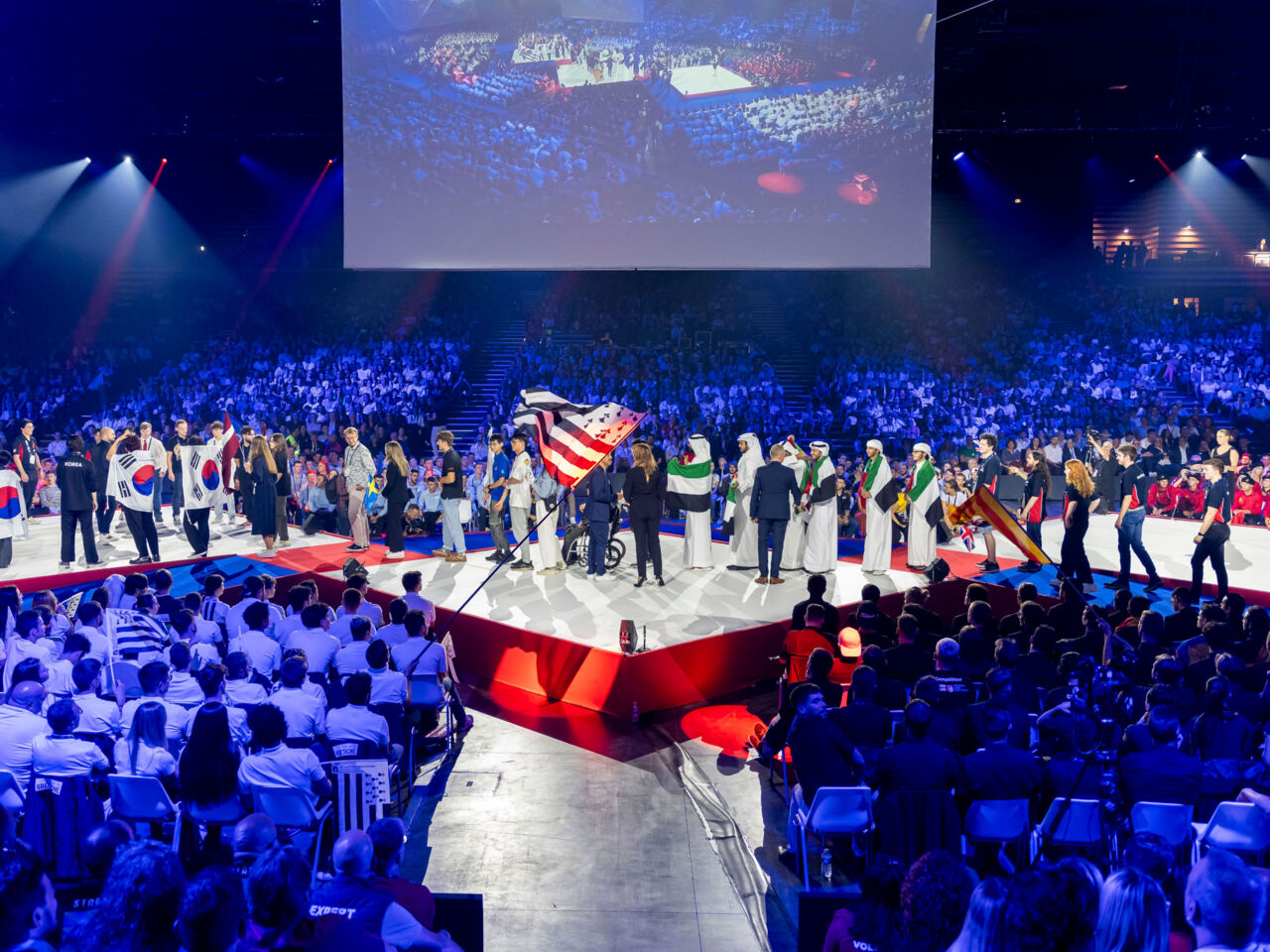 During the Closing Ceremony on the evening of 16 September, the international Competitors were called onstage to receive participation medals.
